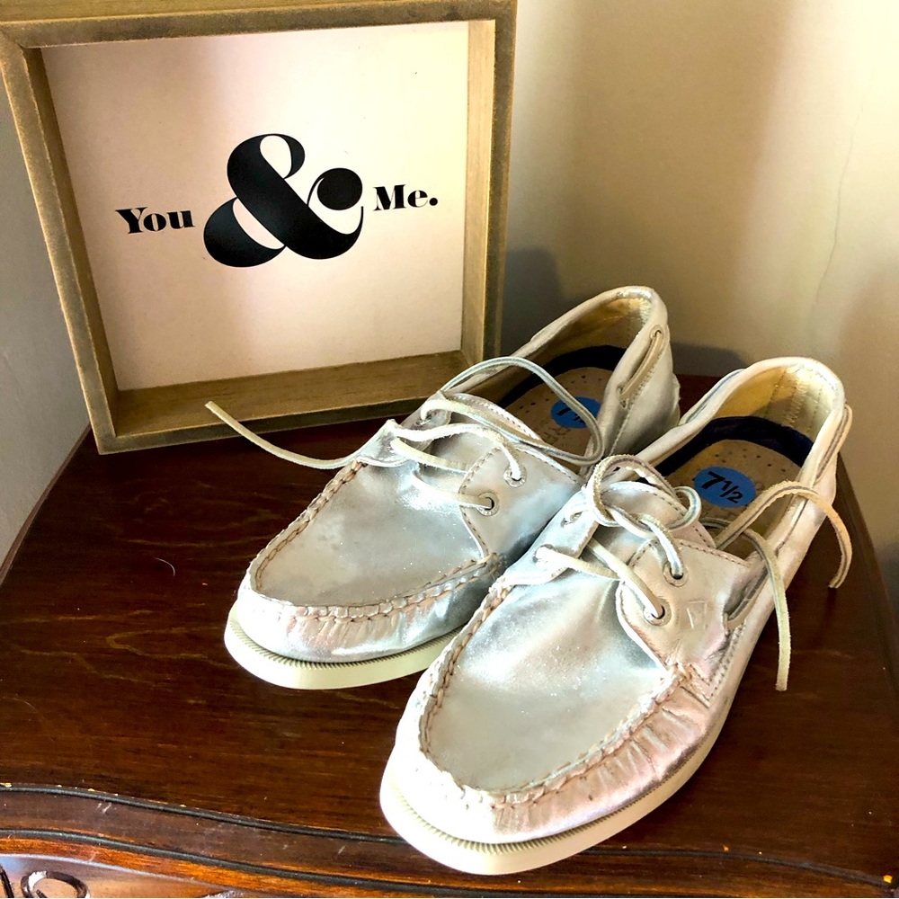 EUc Sperry Silver Boat Shoes 7.5